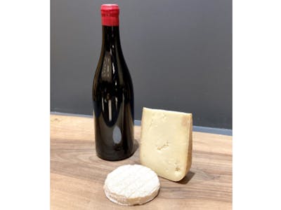 Apéritif fromages de brebis et vin rouge product image