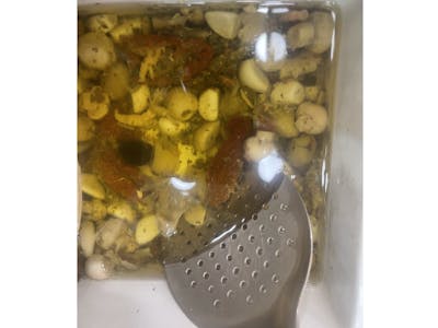 Mélange d'olives et d'artichauts product image