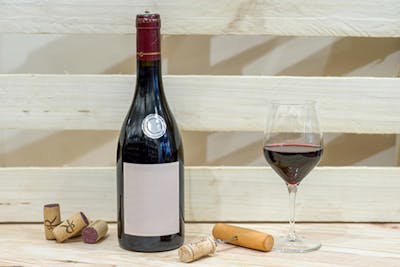 Vin rouge - Château Nakad product image