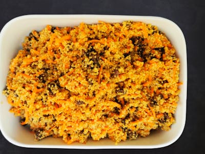 Salade végétarienne quinoa et carottes Bio product image