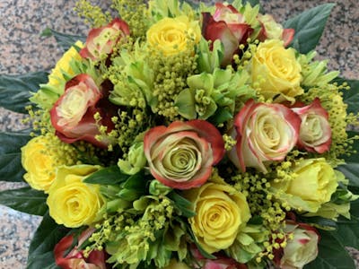 Bouquet de saison jaune product image