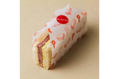 Finger sandwich pastrami product image