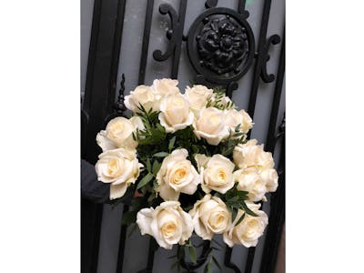 Roses Blanches (Généreux) product image