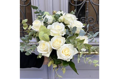 Bouquet de roses blanches (grand) product image