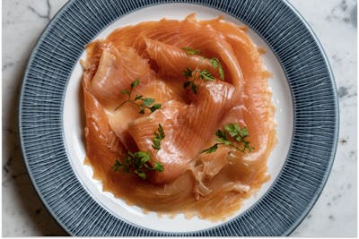 Fines tranches de saumon fumé Bio product image