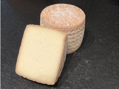 Petit Basque product image