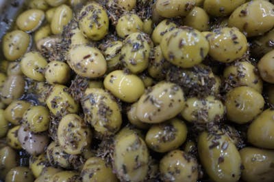 Olives à l’ail product image