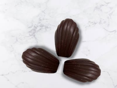 Madeleine au chocolat noir product image