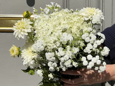 Bouquet blanc du fleuriste (petit) product image