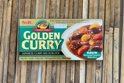 Curry japonais chukara medium hot - S&B product image