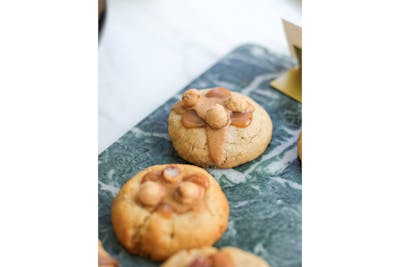 4 cookies noisettes (boite carton) product image