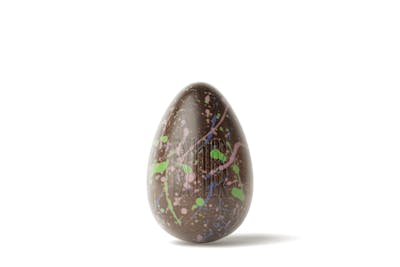 Œuf de Pâques gravé Fauchon au chocolat noir product image